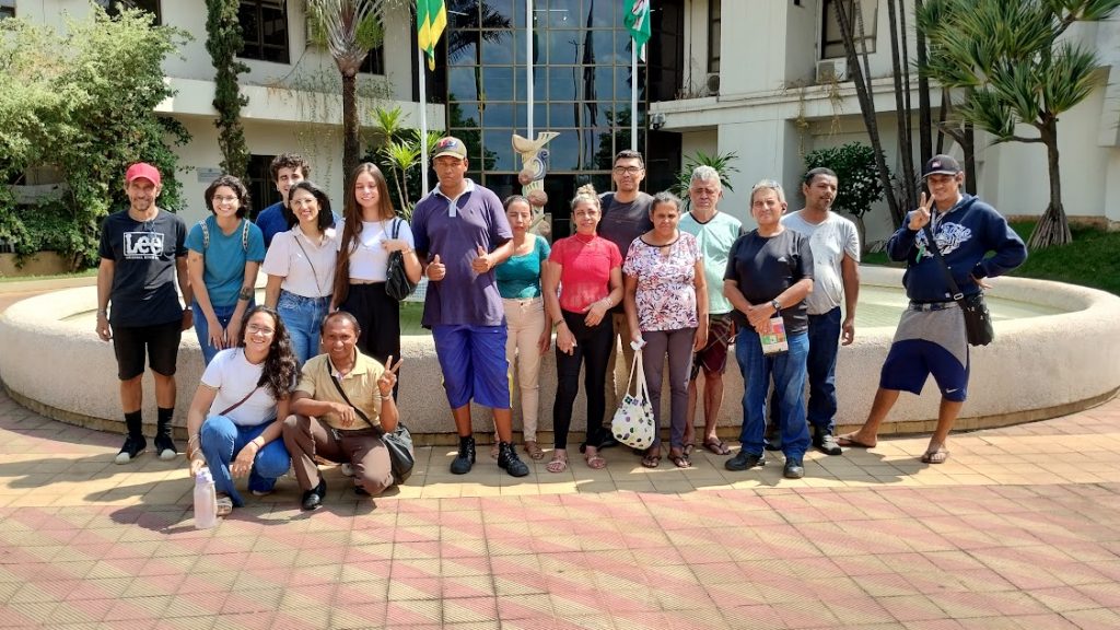 Grupo do CAPS Novo Mundo, em Goiância, participa da Sexta Cultural, trabalho compartilhado com o projeto Nós Na Rede.